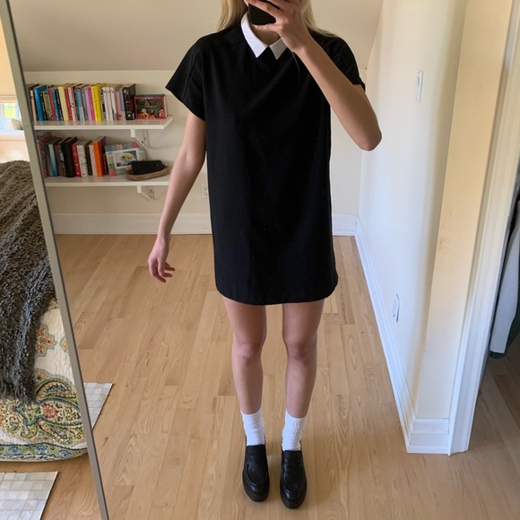 Classic Black Collared Shift Dress -Preppy and Timeless Style - Picture 3 of 5